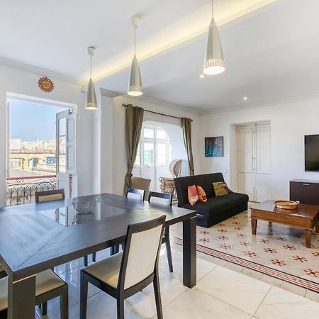 A 1Br Stylish, Fully Equipped Home In The Capital By 360 Estates วัลเลตตา ภายนอก รูปภาพ
