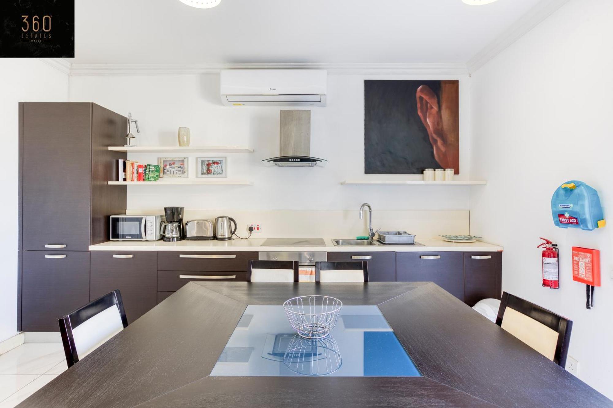 A 1Br Stylish, Fully Equipped Home In The Capital By 360 Estates วัลเลตตา ภายนอก รูปภาพ